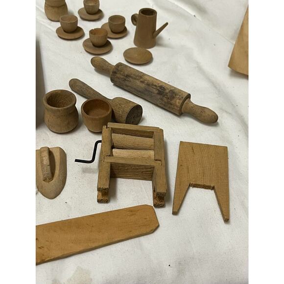 Dolly Pet Household Set Wooden Antique Primitive Toy RARE - Picture 3 of 5